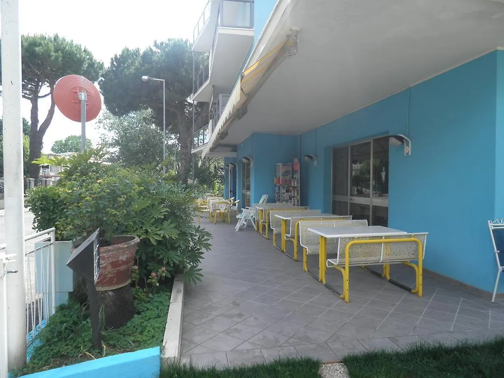 **  Hotel Cavalcanti Riccione Italia