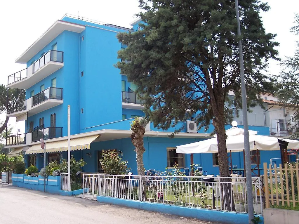 Hotel Cavalcanti Riccione 2*,  Italia